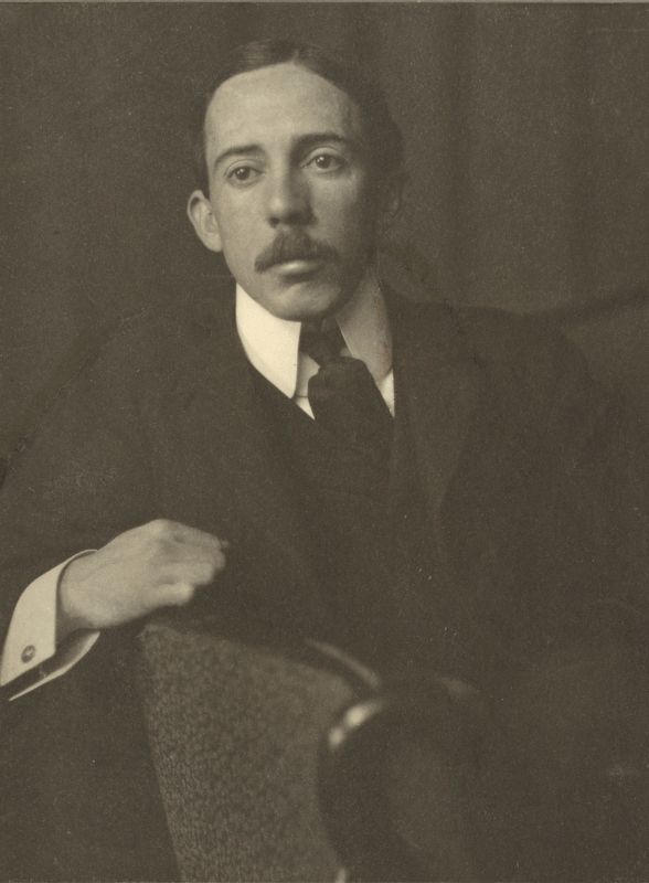 Albert Santos Dumont portrait. Click for full size. Albert Santos Dumont portrait image. Click for full size.