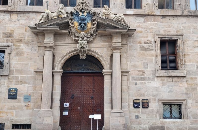 The Historischer Rathaussaal Marker at the front of the building image. Click for full size.