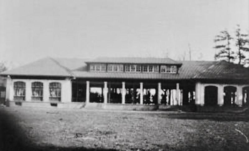 La Salle Park Pavilion, ca 1920 image. Click for full size.