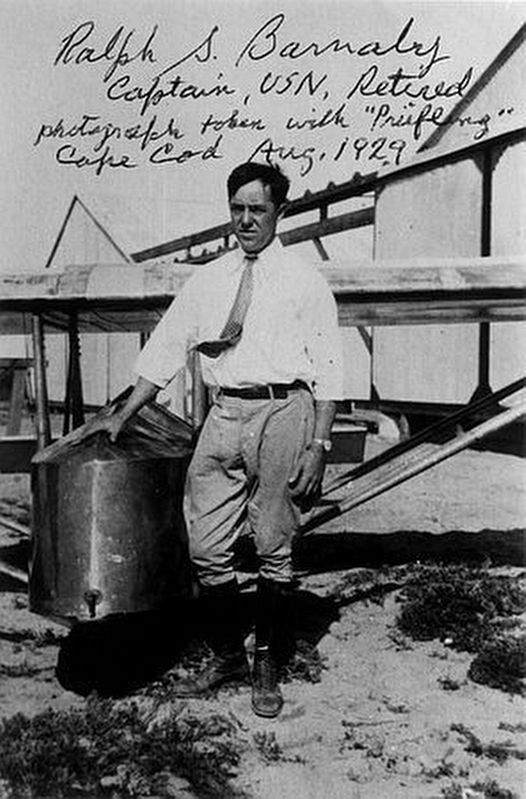 Ralph Barnaby with Prufling glider. image. Click for full size.