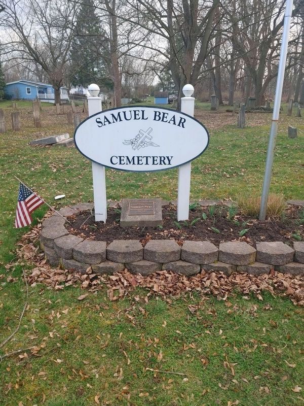 Samuel Bear Cemetery image. Click for full size.