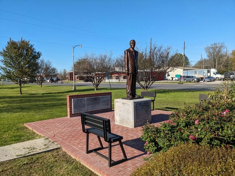 Dr. Guthrie Jarrell Plaza Marker image. Click for full size.