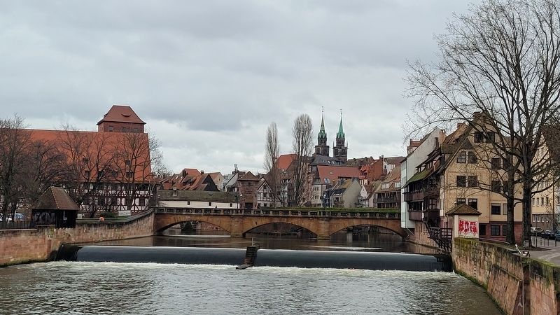 The view of the Maxbrücke bridge from the Kettensteg (chain bridge). Click for full size. The view of the Maxbrücke bridge from the Kettensteg (chain bridge) image. Click for full size.