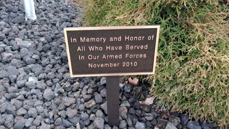 Veterans Memorial image. Click for full size.