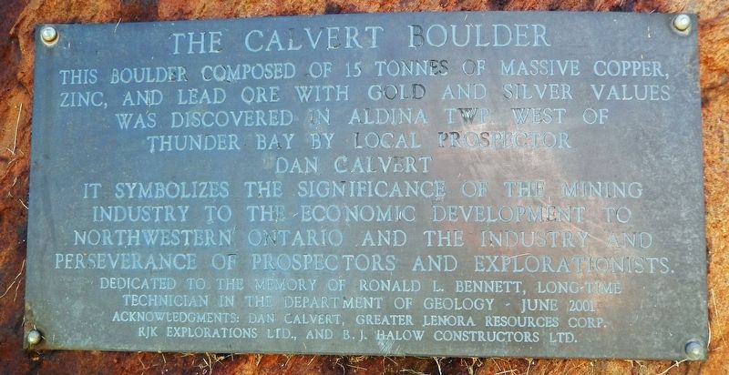 The Calvert Boulder Marker image. Click for full size.