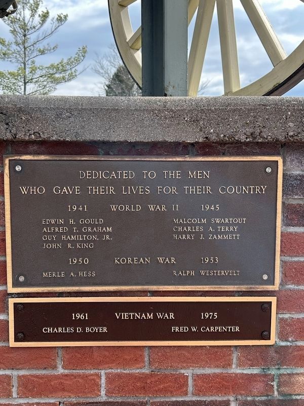 Trumansburg Veterans Memorial image. Click for full size.