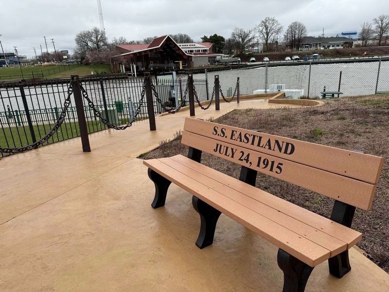 Memorial bench installed on the 100th anniversary of the Eastland Disaster 1915�2015 image. Click for full size.