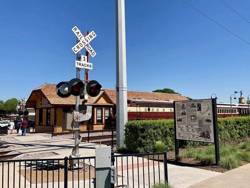 Railroad in Grapevine Marker and Depot image. Click for full size.