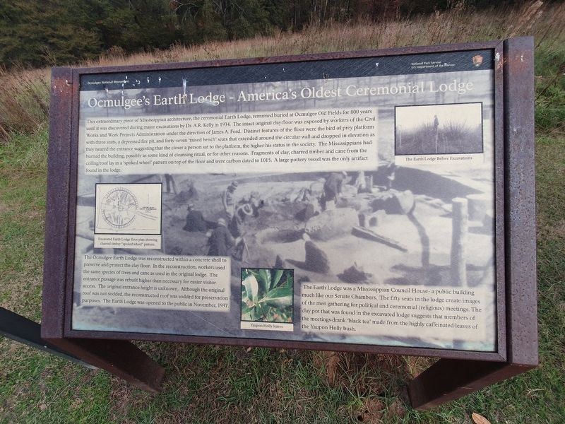 Ocmulgee's Earth Lodge - America's Oldest Ceremonial Lodge Marker image. Click for full size.