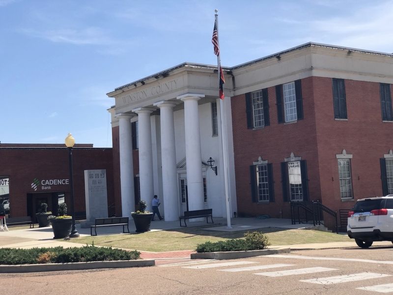 Winston County War Memorial image. Click for full size.