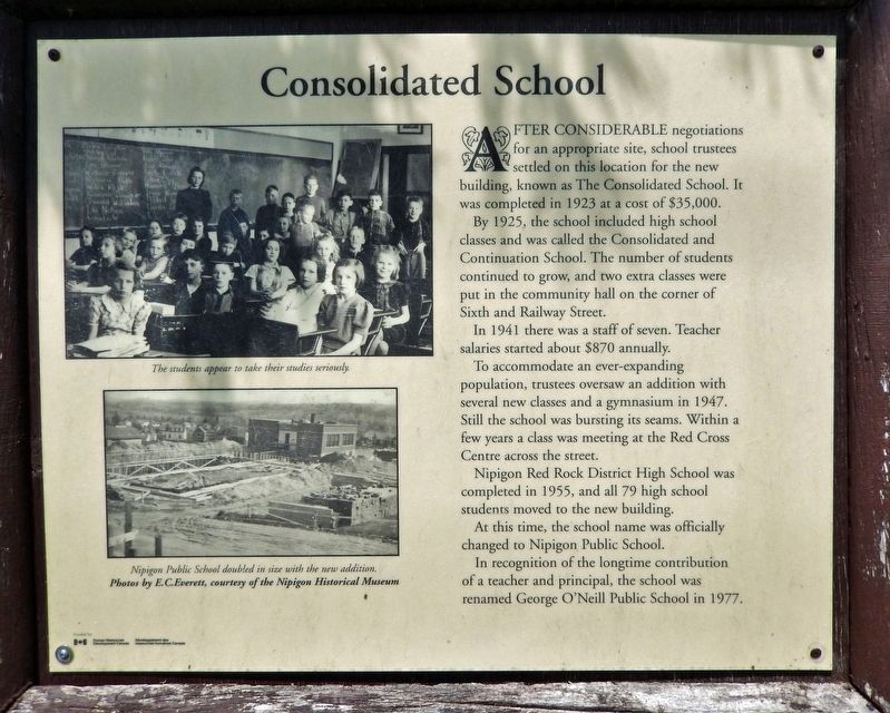 Consolidated School Marker image. Click for full size.
