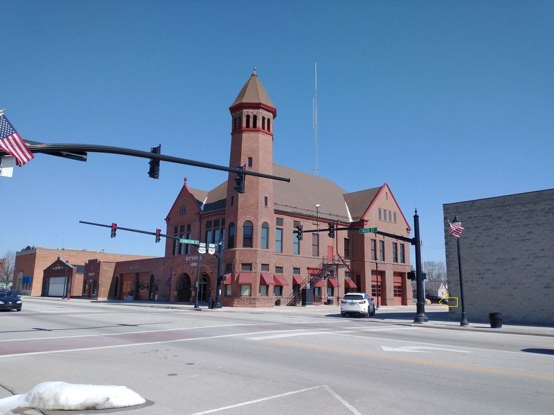 Celina City Hall & Fire Department image. Click for full size.