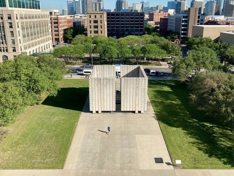 John F. Kennedy Memorial Plaza image. Click for full size.
