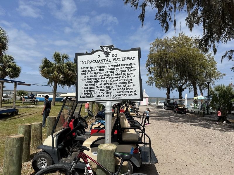 Intracoastal Waterway side of marker image. Click for full size.