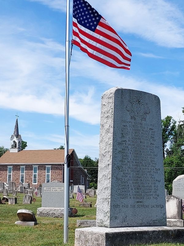 Lest We Forget Marker. Click for full size. Lest We Forget Marker image. Click for full size.