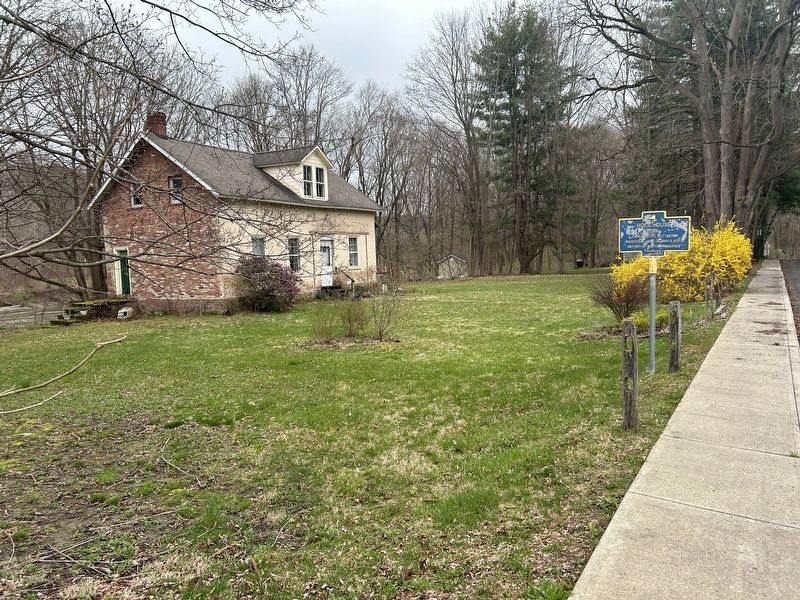 Hoes House and Marker. Click for full size. Hoes House and Marker image. Click for full size.