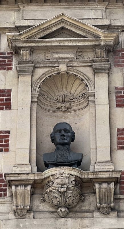 Bust of Pedro Vicente Maldonado - located directly above the marker image. Click for full size.