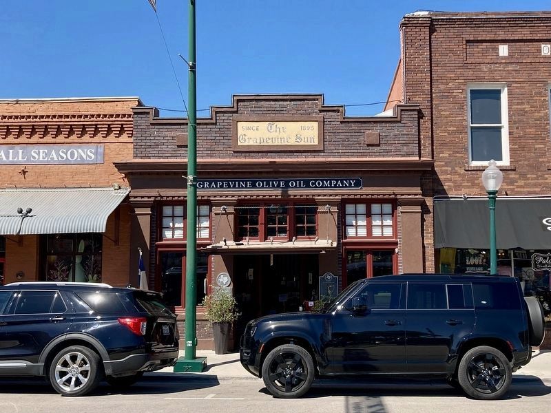 The Grapevine Sun Building. Click for full size. The Grapevine Sun Building image. Click for full size.