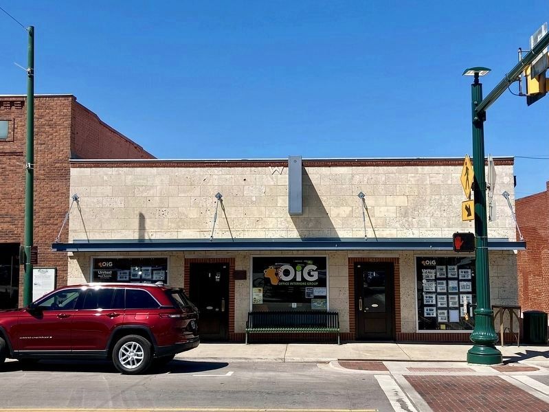 Willhoite Tire and Home Store Building image. Click for full size.
