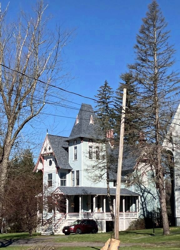 Dillenback House, built in 1876 image. Click for full size.