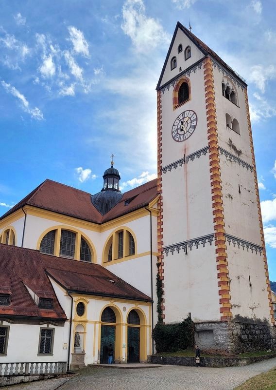 The view of the Parish Church of St. Mang and Marker. Click for full size. The view of the Parish Church of St. Mang and Marker image. Click for full size.