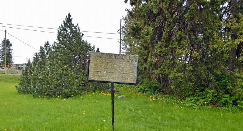 MacDougall's Chute Marker. Click for full size. MacDougall's Chute Marker image. Click for full size.