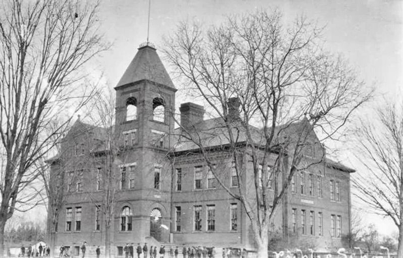 Central Public School ca 1920. Click for full size. Central Public School ca 1920 image. Click for full size.
