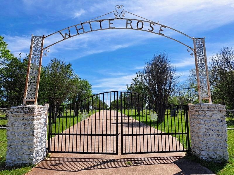 White Rose Cemetery - gate and archway image. Click for full size.