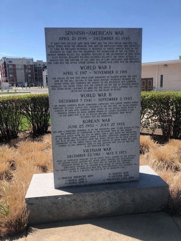 Veterans Memorial image. Click for full size.