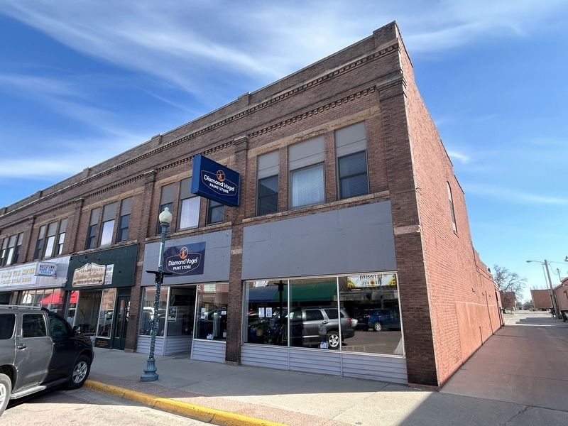 Foley Block–West End & Marker. Click for full size. Foley Block–West End & Marker image. Click for full size.