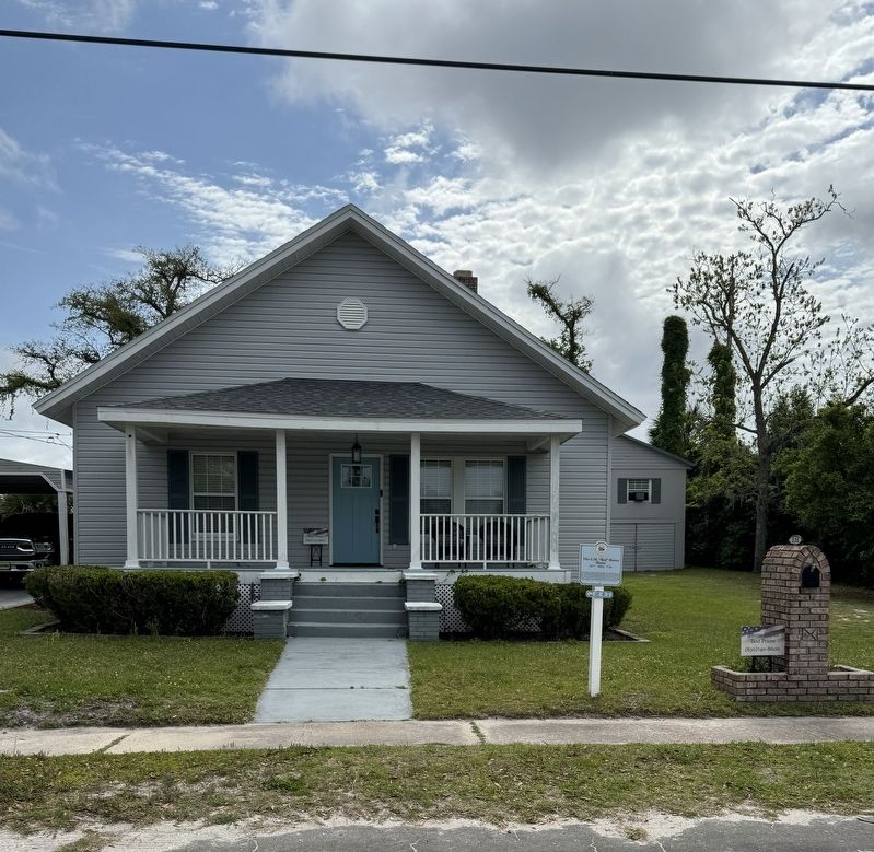 The C.M. �Kid� Harris House Marker image. Click for full size.