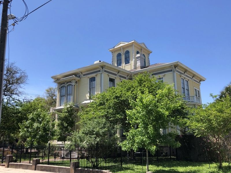 Smith-Hartley House image. Click for full size.