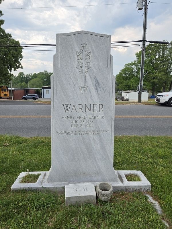 Henry Fred Warner grave. Click for full size. Henry Fred Warner grave image. Click for full size.