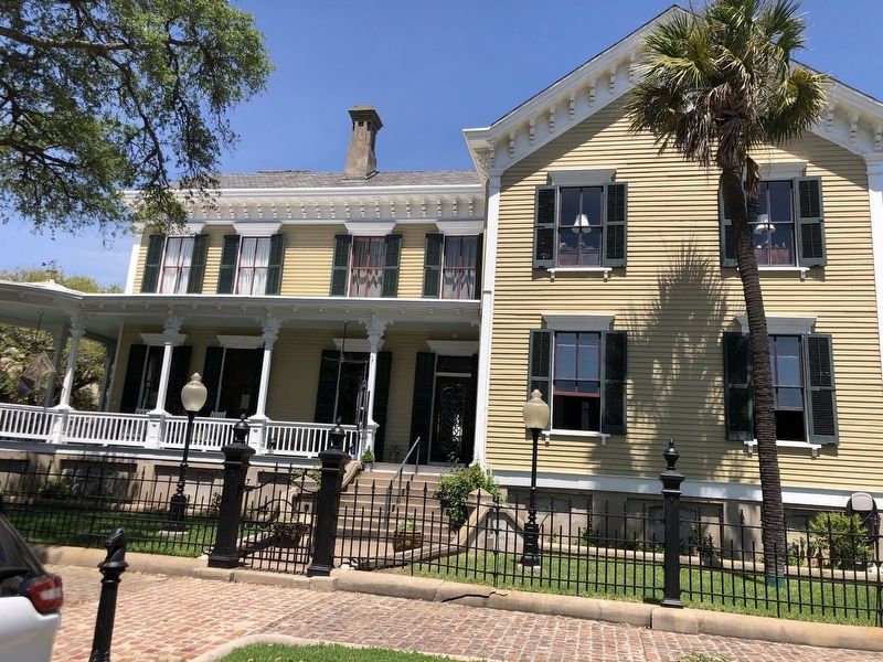 Waters and Sarah Davis House (1868) image. Click for full size.