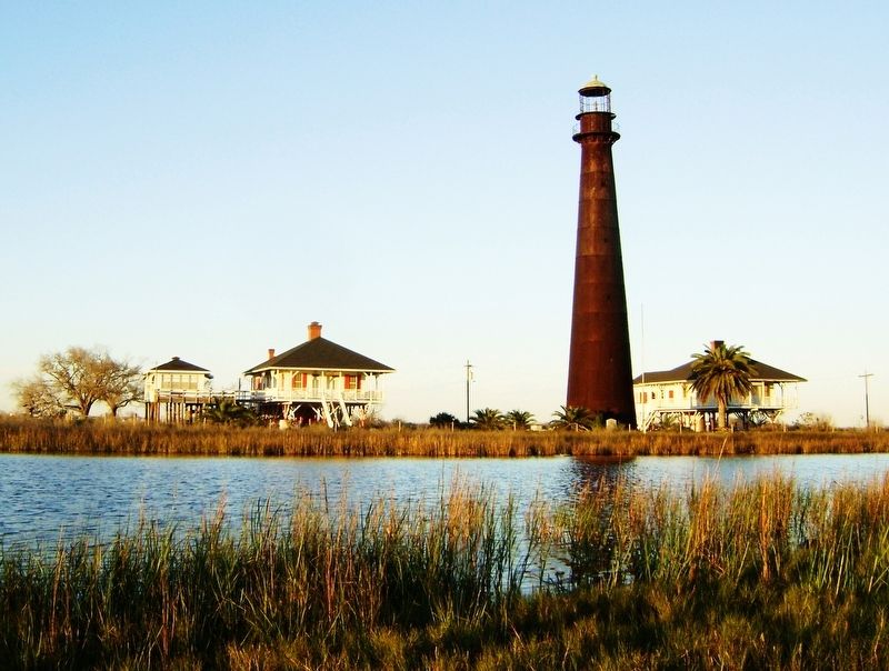 Bolivar Point Lighthouse. Click for full size. Bolivar Point Lighthouse image. Click for full size.