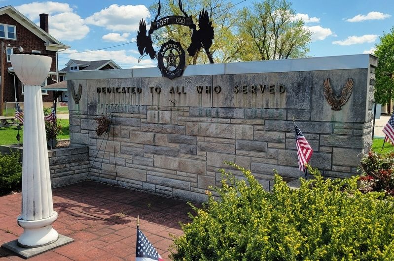 Veterans Memorial image. Click for full size.