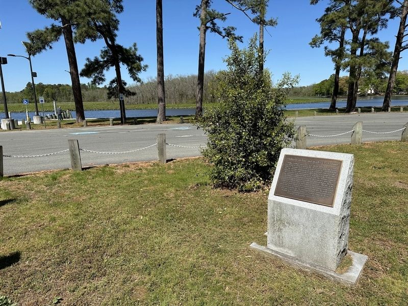 Phillips Landing and Harley G. Hastings Marker wide view image. Click for full size.