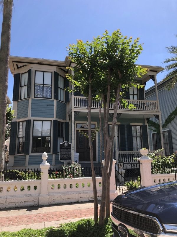 Isaac Heffron House Marker image. Click for full size.