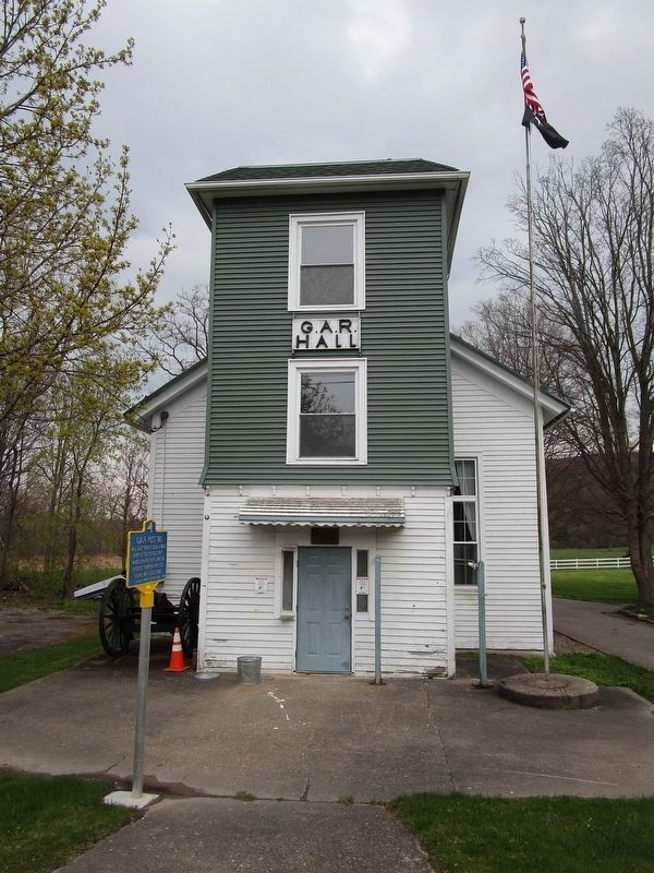 G.A.R. Post 190 Marker & Hall. Click for full size. G.A.R. Post 190 Marker & Hall image. Click for full size.