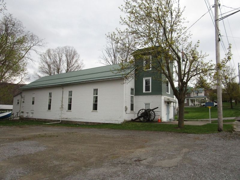 G.A.R. Post 190 Marker & Hall. Click for full size. G.A.R. Post 190 Marker & Hall image. Click for full size.