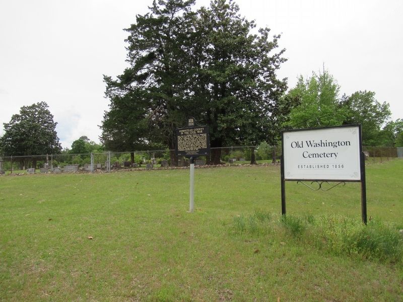 Old Washington Cemetery. Click for full size. Old Washington Cemetery image. Click for full size.