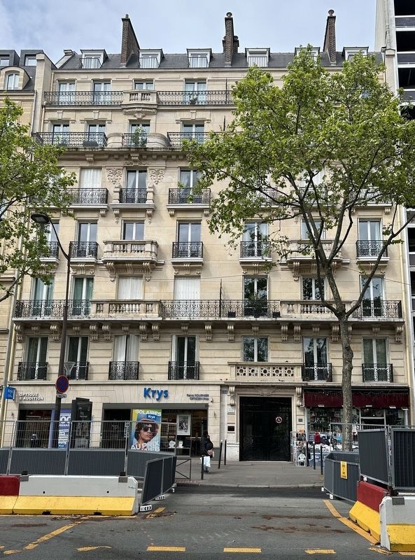 France Clidat Marker - wider view image. Click for full size.
