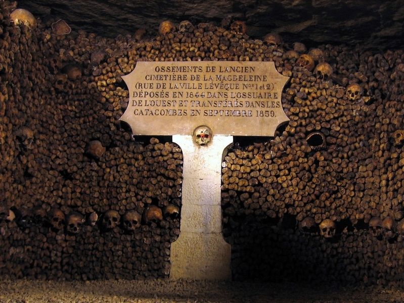 Paris Catacombs. Click for full size. Paris Catacombs image. Click for full size.