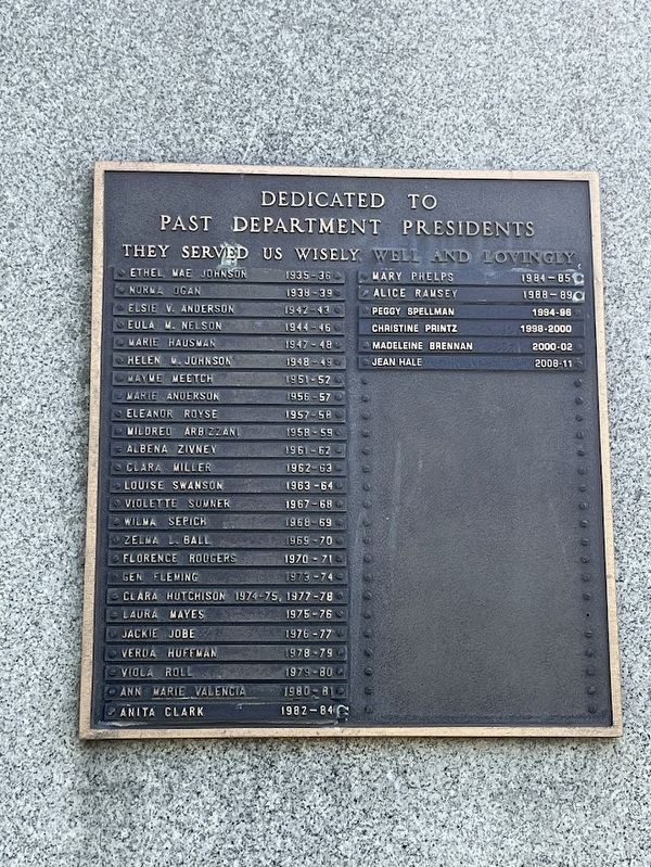Dedication tablet for WRC Department of Illinois past presidents. Click for full size. Dedication tablet for WRC Department of Illinois past presidents image. Click for full size.