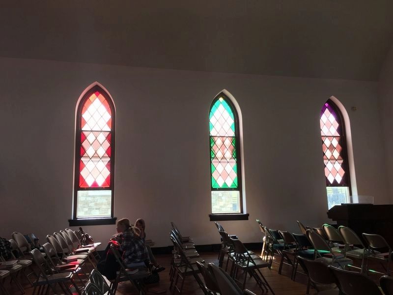 Deer Creek Harmony Presbyterian Church stained glass windows image. Click for full size.