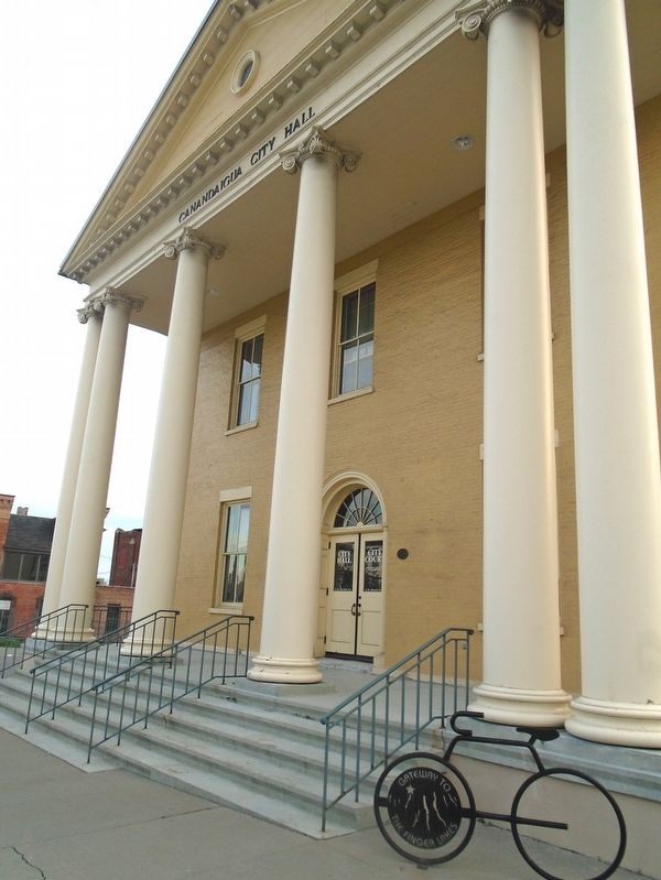 Canandaigua City Hall and Marker image. Click for full size.