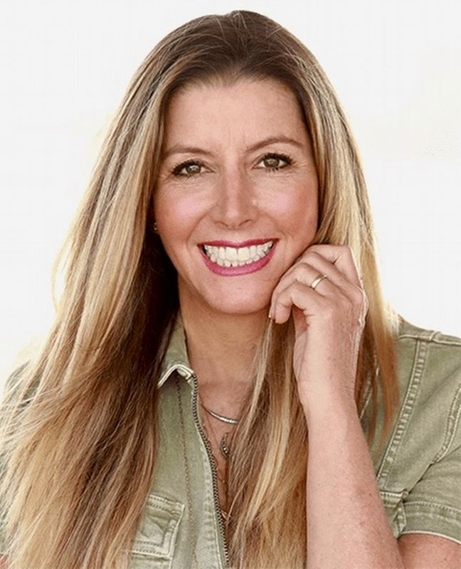 Sara Blakely image. Click for full size.