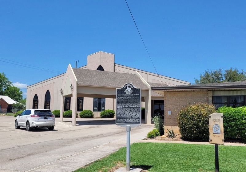 The First United Methodist Church of Comanche and Marker image. Click for full size.