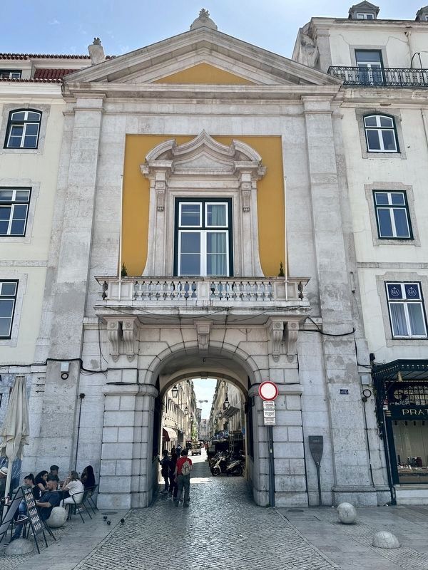 Arco do Bandeira and Marker. Click for full size. Arco do Bandeira and Marker image. Click for full size.