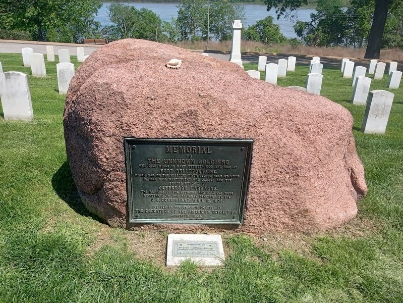 Unknown Soldiers at Fort Bellefontaine Memorial. Click for full size. Unknown Soldiers at Fort Bellefontaine Memorial image. Click for full size.